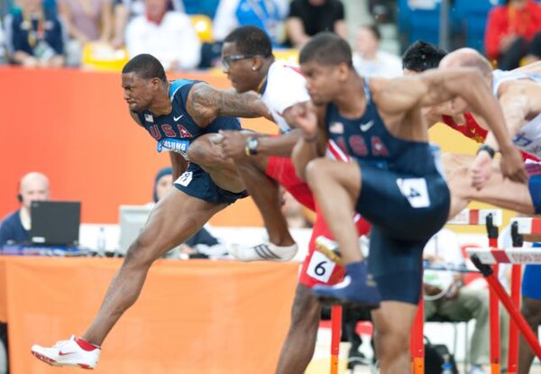 Oliver leading the 60 m hurdles at the 2010 IAAF World Indoor Championships.