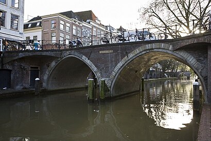 Hoe gaan naar Hamburgerbrug met het openbaar vervoer - Over de plek