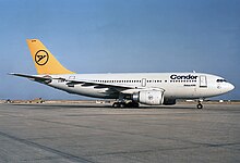 Un Airbus A310-203 della Condor Flugdienst nel 1987