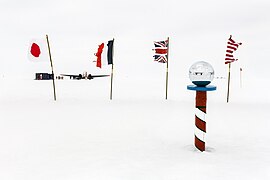 Amundsen–Scott South Pole Station 15.jpg