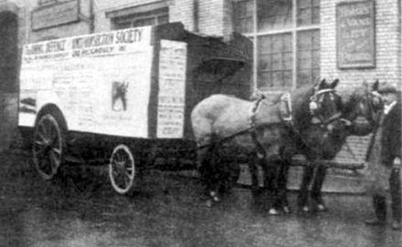 Horse and cart belonging to Lind Af Hageby's Animal Defence and Anti-Vivisection Society, c. 1910