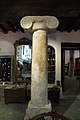 Archaic column