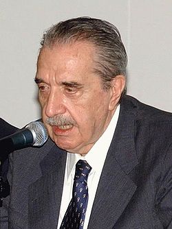 Raúl Alfonsín. Kuva: Roosewelt Pinheiro/Agência Brasil, 21.10.2003.
