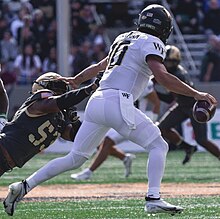 Army vs. Wake Forest (51627526450) (cropped).jpg