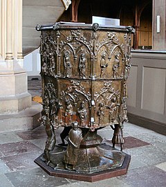 Fonts baptismaux de l'église de Barth, en bronze.