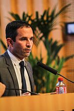 Skeudennig evit Benoît Hamon