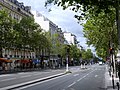 osmwiki:File:Boulevard du Montparnasse à Paris en été (août 2019).JPG