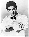 Gambar mini seharga Bruce Lee