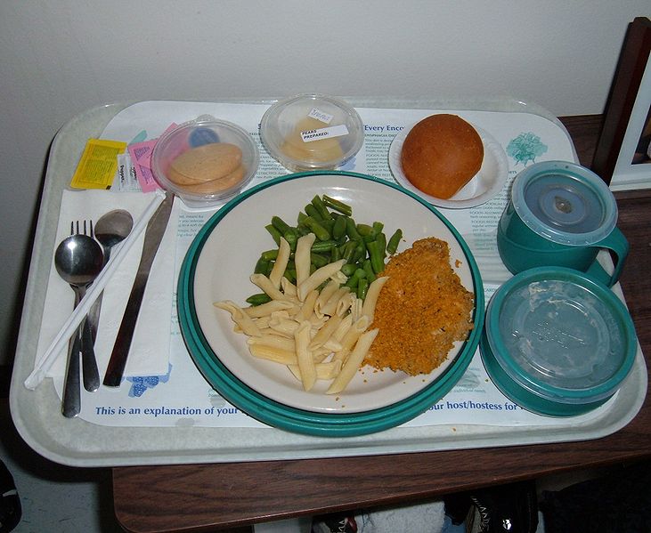 File:Chicken, penne, greens hospital food.JPG