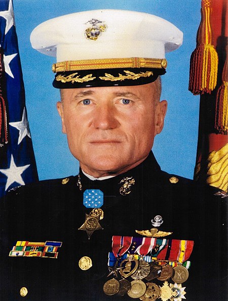 Col Wesley L Fox.jpg