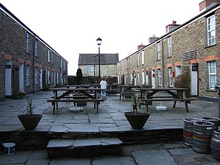 <span class="mw-page-title-main">Edmonton, Cornwall</span> Hamlet in Cornwall, England