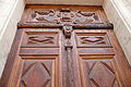 Français : Détail de la porte de l'église en Aramon.