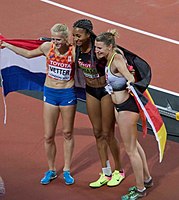 Medaillengewinnerinnen Anouk Vetter (li.), Nafissatou Thiam (Mitte), Carolin Schäfer (re.)