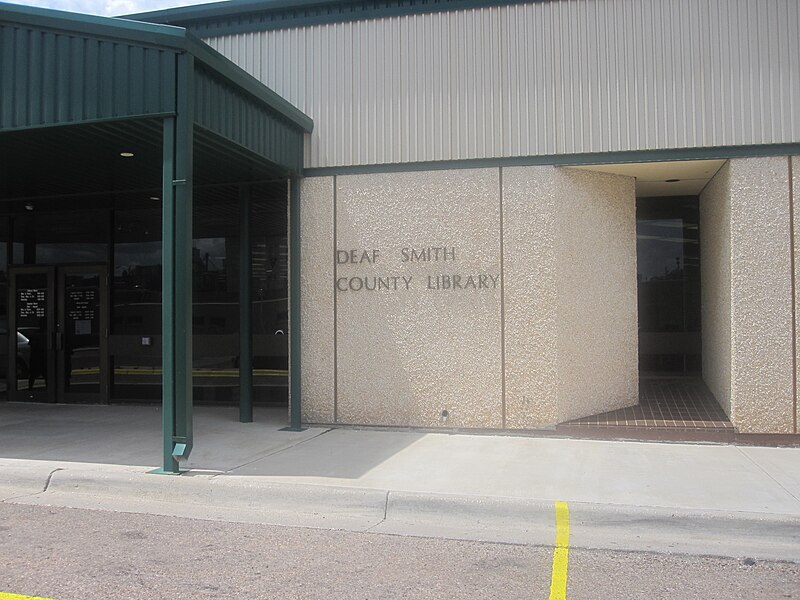 File:Deaf Smith County Library, Hereford, TX IMG 4892.JPG