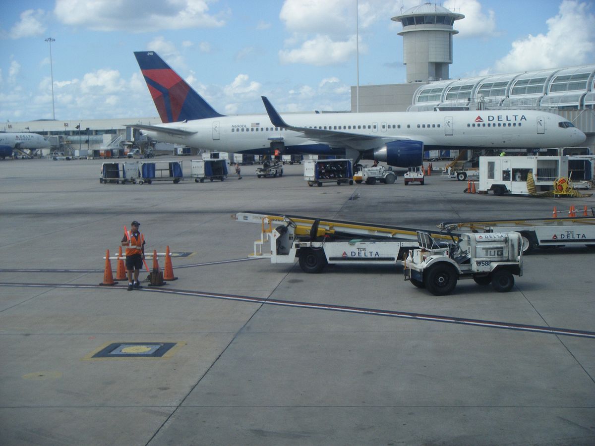 Orlando International Airport (MCO) - View from the bridge between Parking  Garage C and the South Airport APM Complex