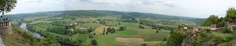 File:Domme Panorama Barre.jpg