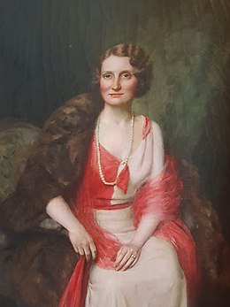Duchesse Edmée de La Rochefoucauld, portrait.jpg