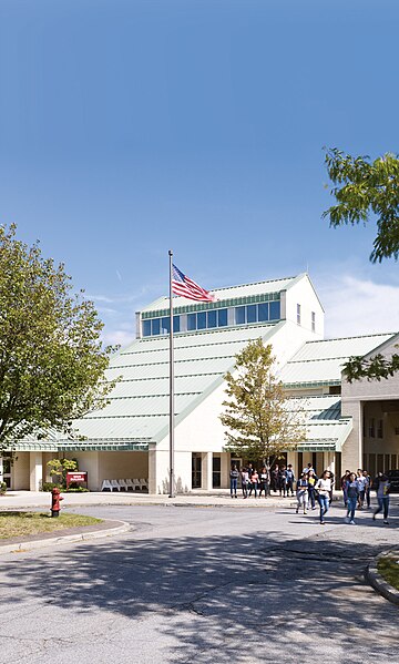 File:EF Academy New York Campus.jpg