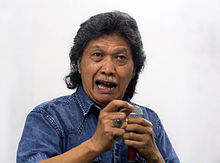 Nadjib speaking in 2015 Emha Ainun Nadjib, 2015-08-22 02.jpg