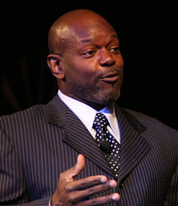 Emmitt Smith won the Super Bowl XXVIII MVP award while playing for the Dallas Cowboys as their running back EmmittSmith2007 (crop).jpg
