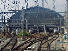 panoramica dei binari in arrivo dal versante della Garonna