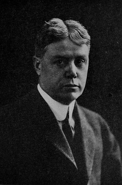 File:Ernest J. Russell, architect, 1921.jpg