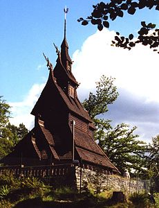 Église en bois debout de Fantoft, Bergen.jpg