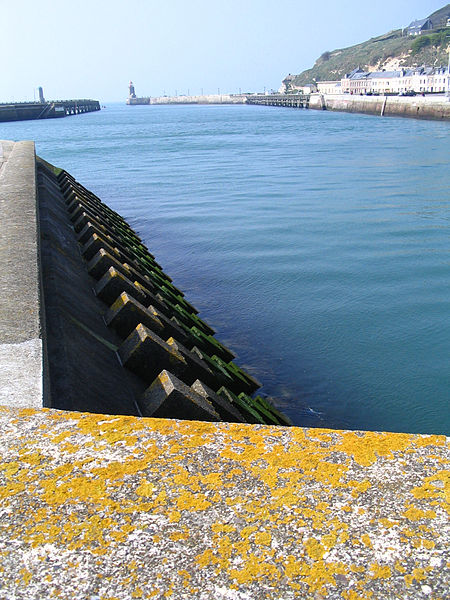 File:Fecamp port.JPG