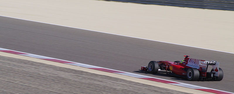 File:Felipe Massa Bahrain 2010.jpg