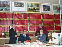 Jacques Swaters (sağda oturan)