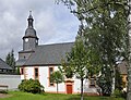 Kirche und Ausstattung und Ummauerung