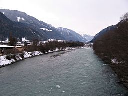 Floden Inn vid Ried im Oberinntal