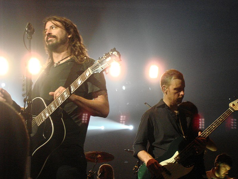 File:Foo Fighters - Grohl and Mendel.jpg