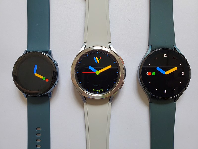 File:Galaxy Watch.jpg