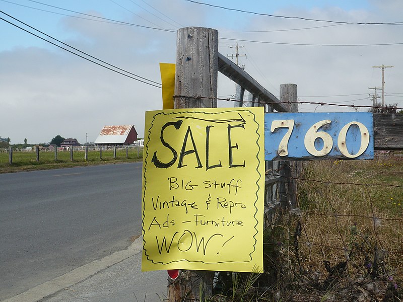 File:Garage Sale Sign Ferndale CA.JPG