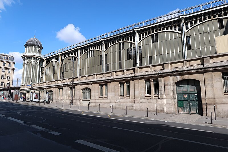 File:Gare Saint-Lazare, rue de Rome, Paris 8e 1.jpg