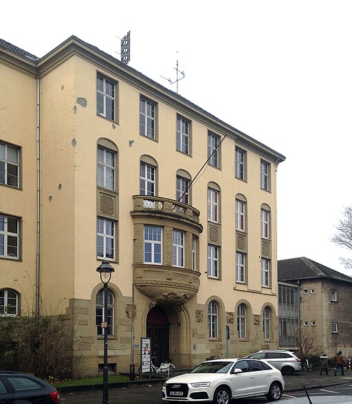 Gebäude des ehemaligen Comenius-Gymnasiums von 1912, Comeniusstraße 1, Düsseldorf-Oberkassel (3)