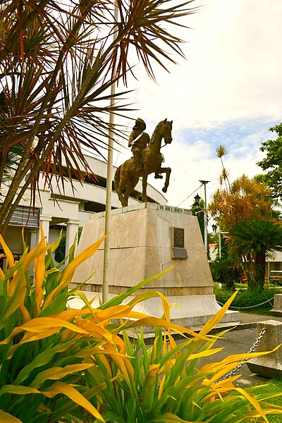 File:General Juan Araneta Shrine 1.jpg