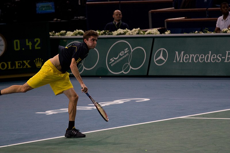 File:Gilles Simon at the 2008 BNP Paribas Masters.jpg