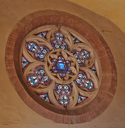 Français : Vitrail à l'entrée de l'église de Giroussens. English: Sainted glass window in the entry of Giroussens church.