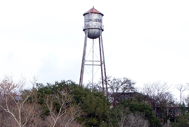 File:Gruene tower.jpg