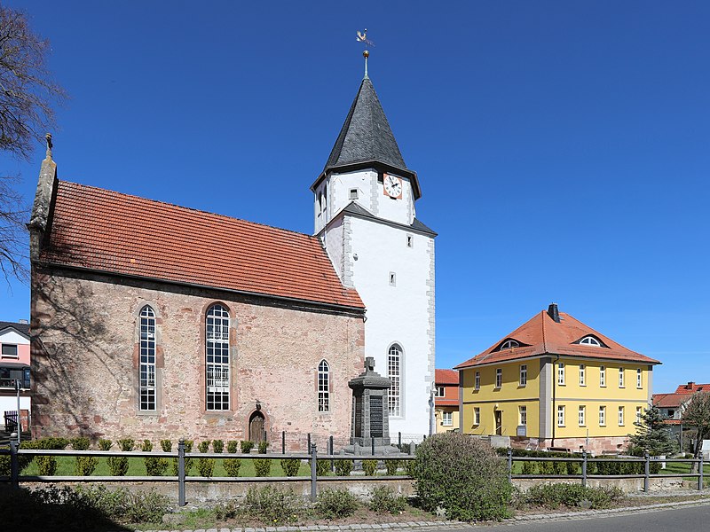 File:Hümpfershausen-ev-Kirche-02.jpg