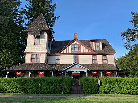 Hicks Stearns Family Museum