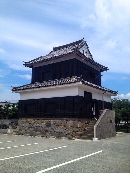 File:Hiji Castle 1.JPG