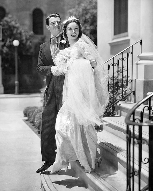 Contract players William Hopper and Gail Patrick in a July 1936 Paramount Pictures fashion photograph; 20 years later William Hopper was Paul Drake an