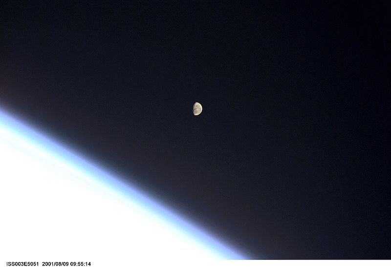 File:ISS003-E-5051 - View of Earth.jpg