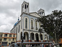 Iglesia de Nuestra Señora del Rosario, Aranzazu - exterior.jpg