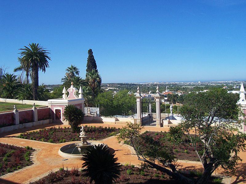 File:Jardins de Estoi.jpg