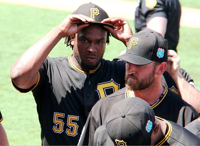 File:Josh Bell (51137145939) (cropped).jpg - Wikipedia