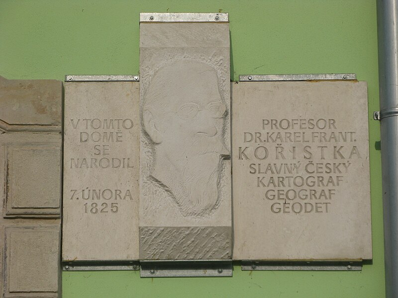 File:Karel Kořistka, plaketa.JPG